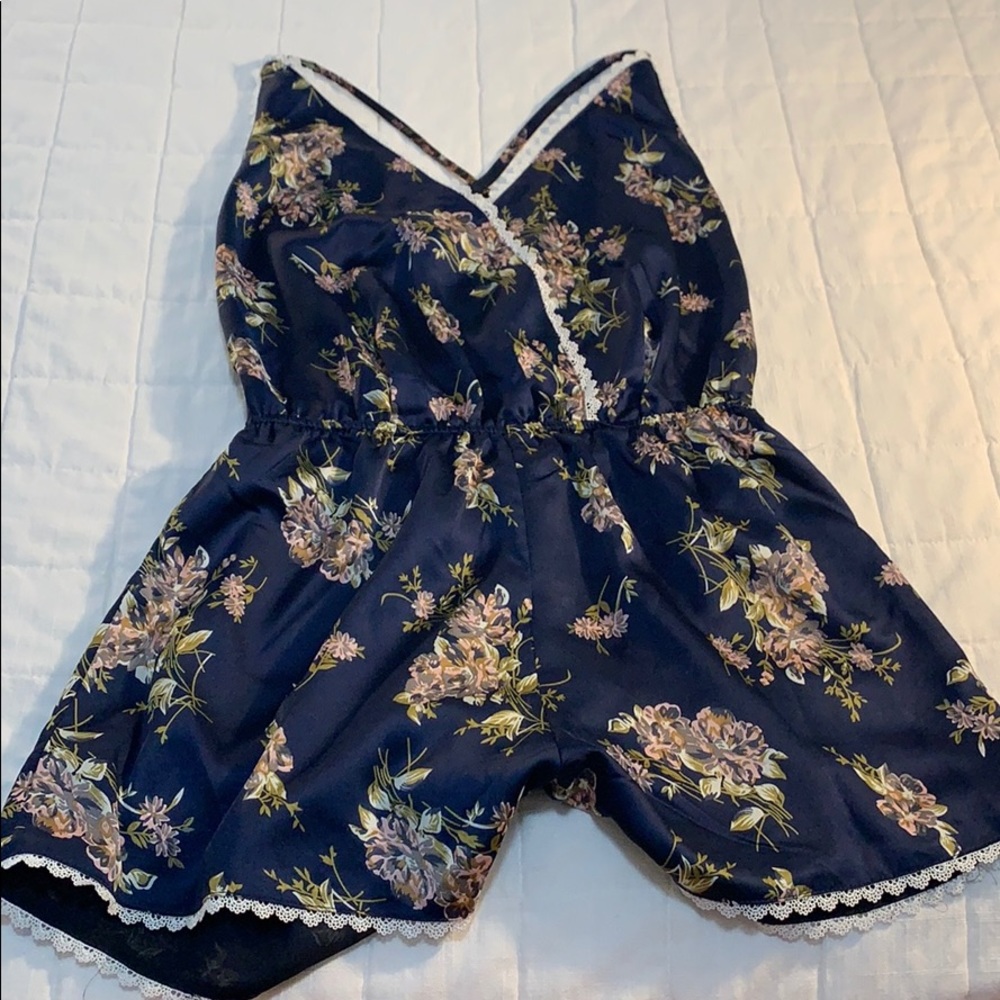Silky romper